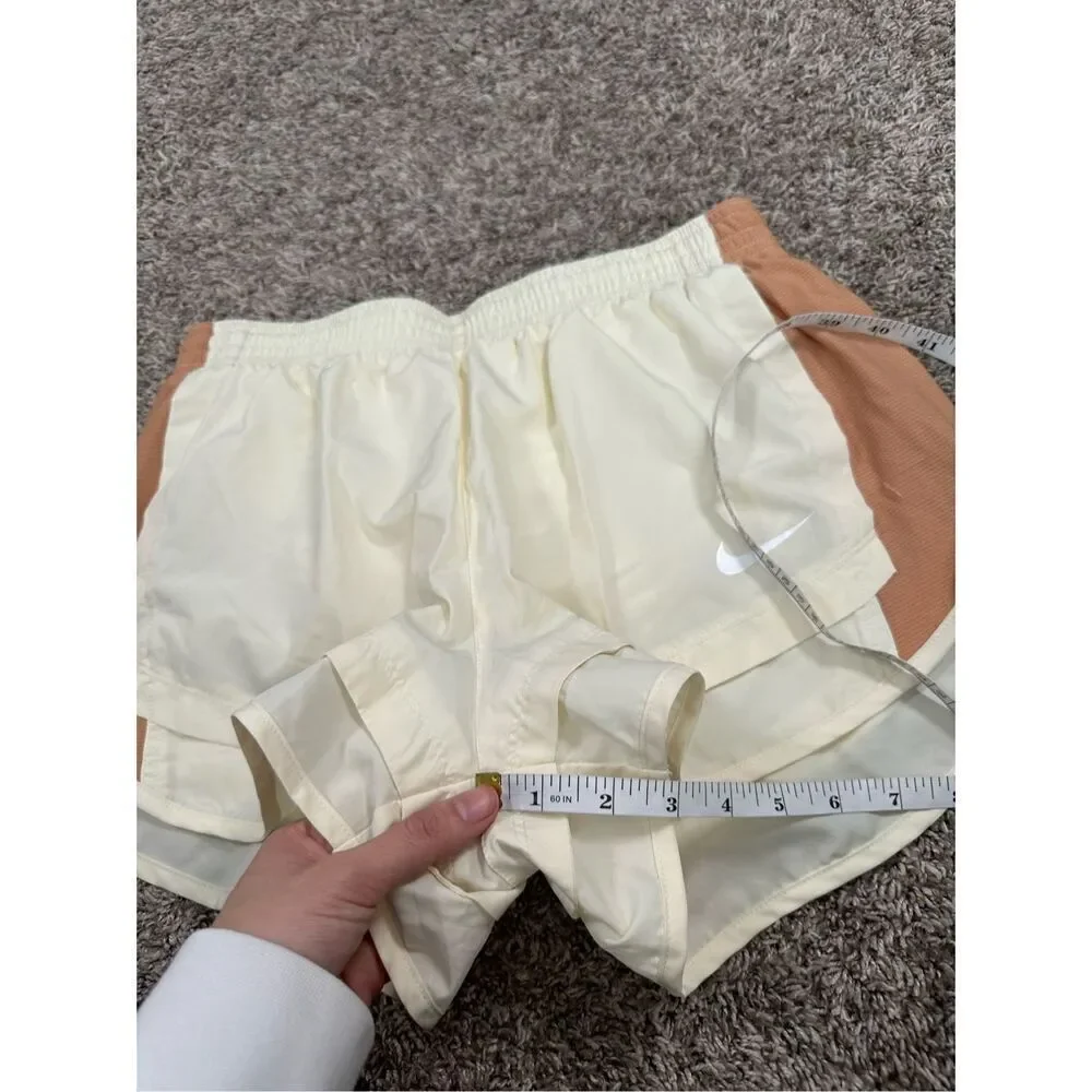 Nike Women's M Dri-fit Tempo Running Shorts Cream Tan Brown Brief Lined Athletic